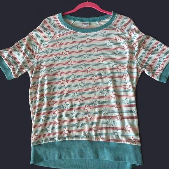 LuLaRoe Patriotic Star Tee – Size M - Picture 2 of 7